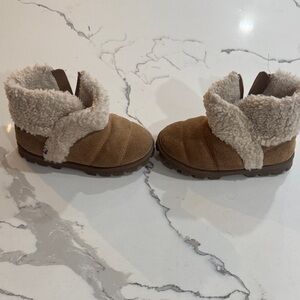 Zara Cream Shearling Boots